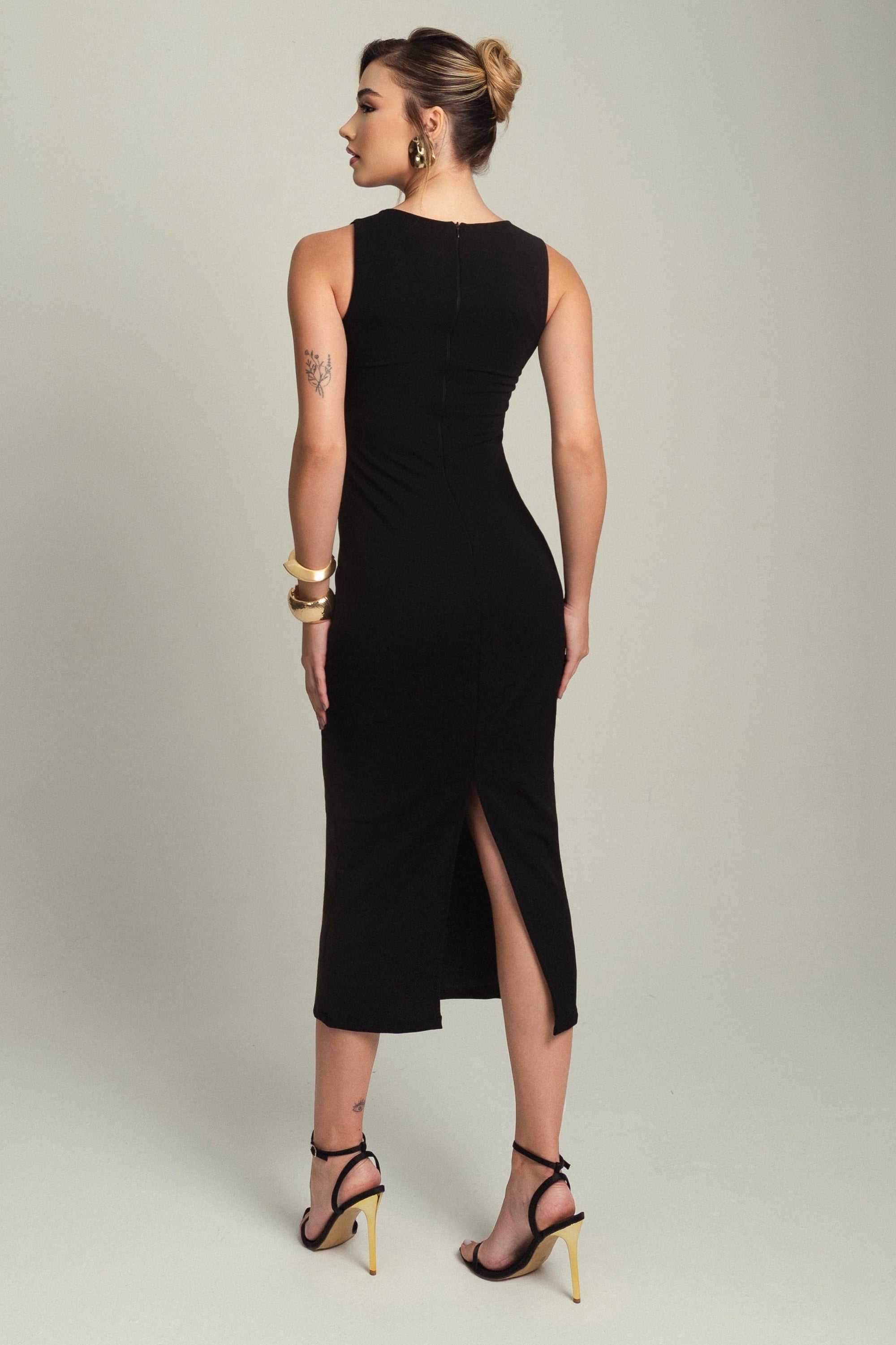 Vestido Midi Tubinho