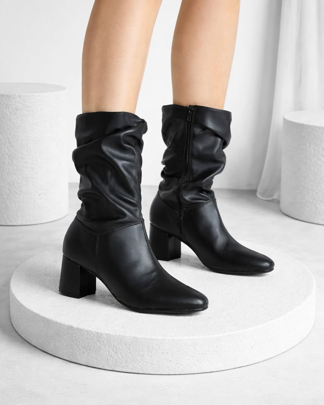 Bota Selina - Meia Brinde