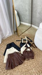 Conjunto Cropped e Saia