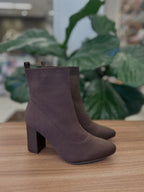 Bota Úrsula - Meia Brinde
