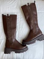 Bota Lilly - Meia Brinde