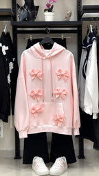 Moletom Feminino Oversized com Laços 3D – Delicadeza e Conforto em um Só Look