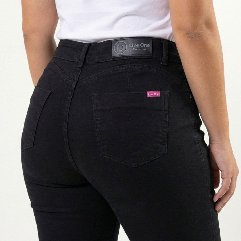 Calça Jeans Essencial Preta